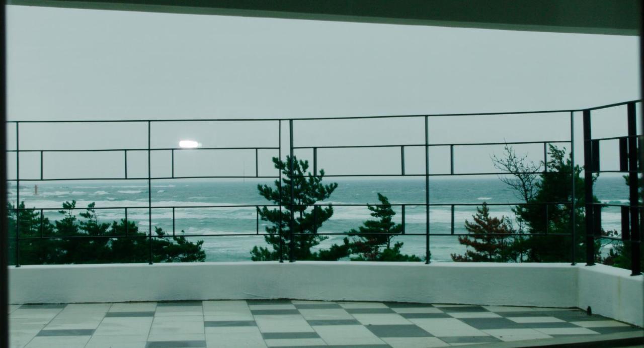 6Pm Pension Jeju Ngoại thất bức ảnh